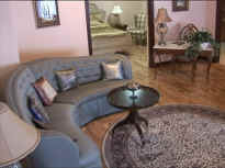 sofa_main_suite_overhead12_27_2005_11_30_AM_0001.jpg (71000 bytes)